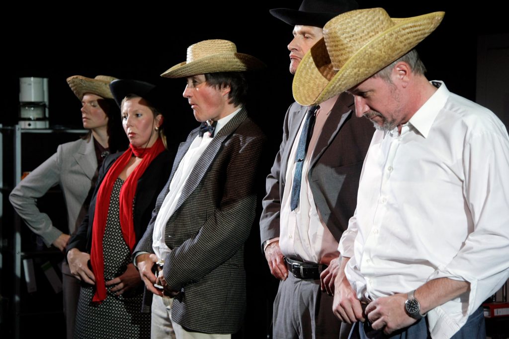 theater im enovum in Lüneburg Stück Bandscheibenvorfall