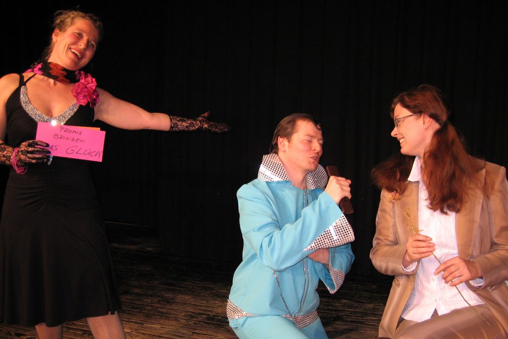 theater im enovum Stück Glück gehabt Ein Stück vom Glück