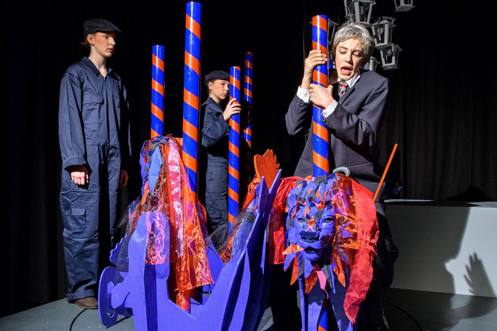 theater im enovum in Lüneburg Kindertheater Weihnachtsmärchen