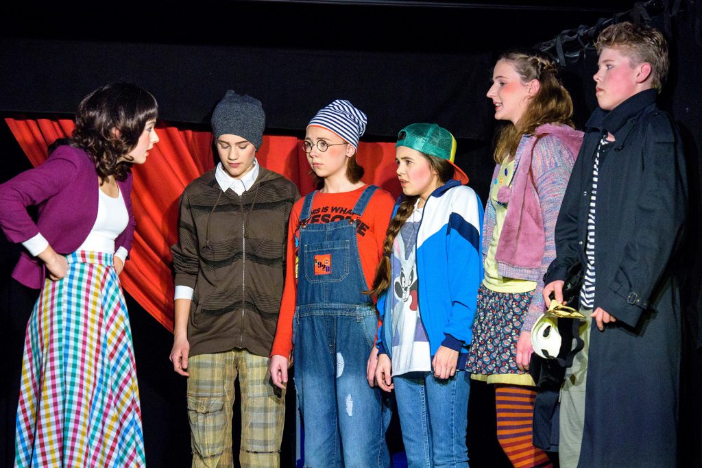 theater im enovum in Lüneburg Kindertheater Weihnachtsmärchen