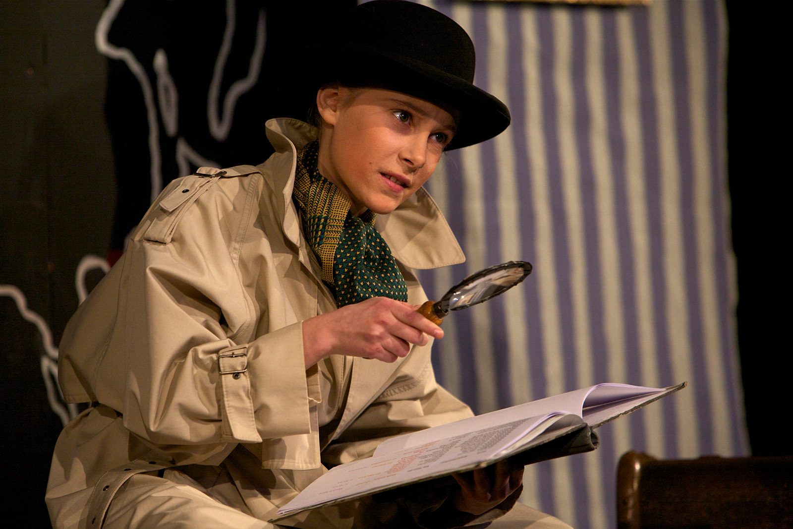 theater im enovum in Lüneburg Stück in 80 Tagen um die Welt