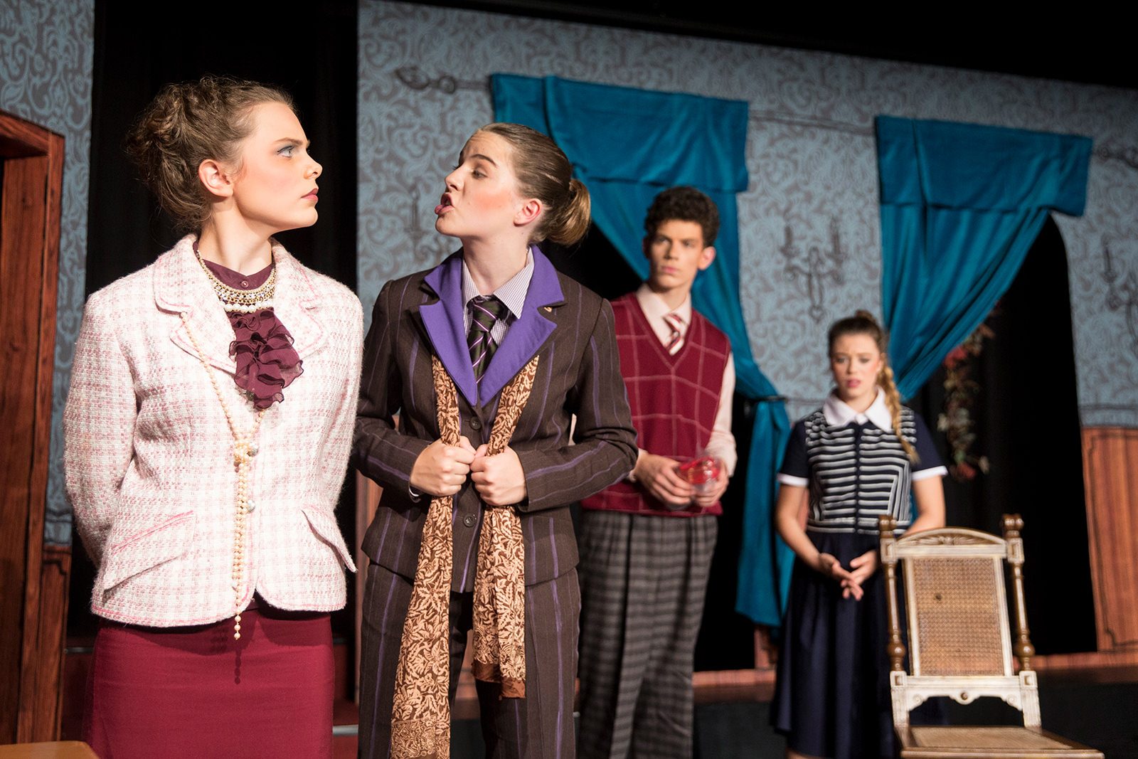 theater im enovum in Lüneburg Aufführung Das indische Tuch