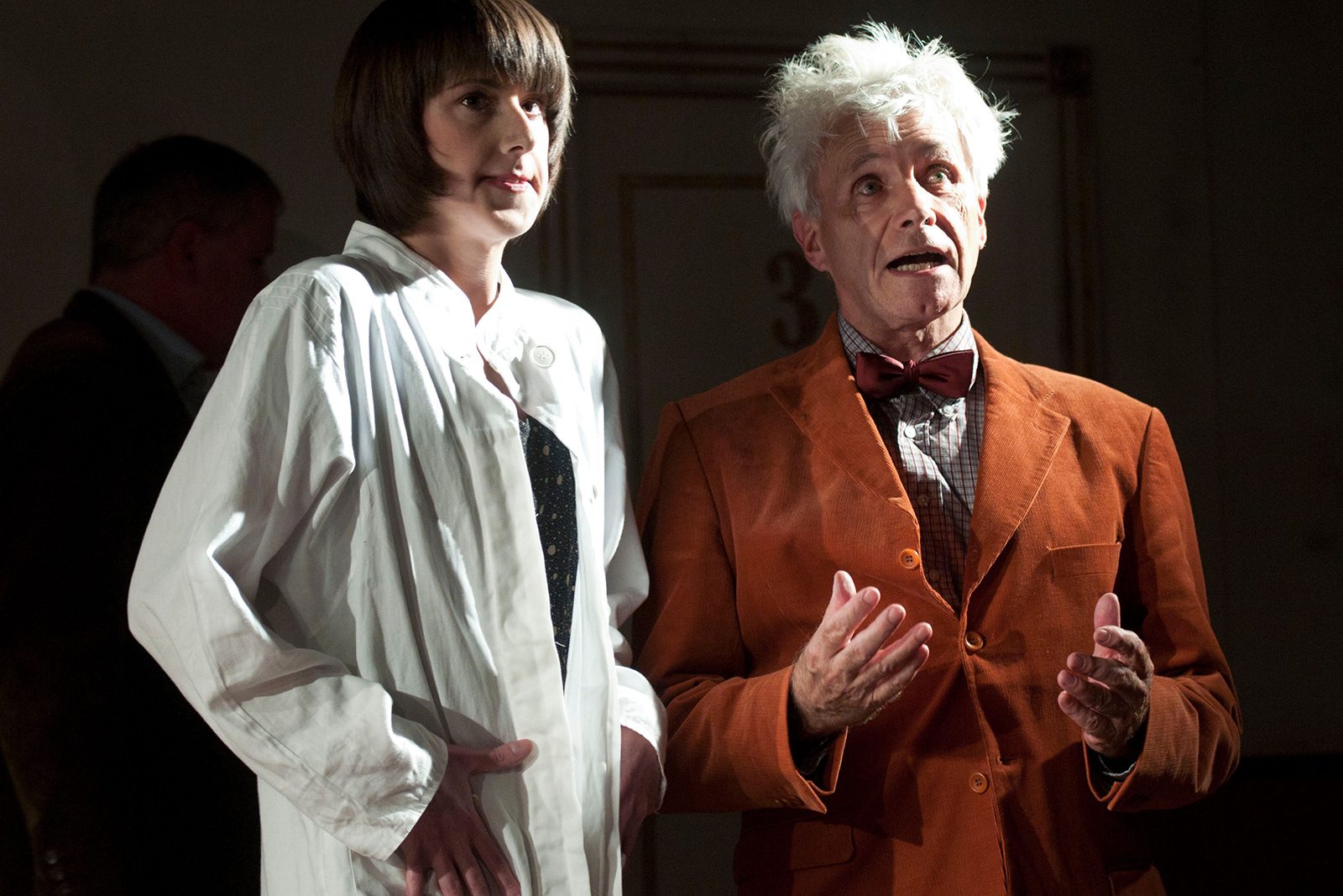 Theatertück Die Physiker im enovum in Lüneburg