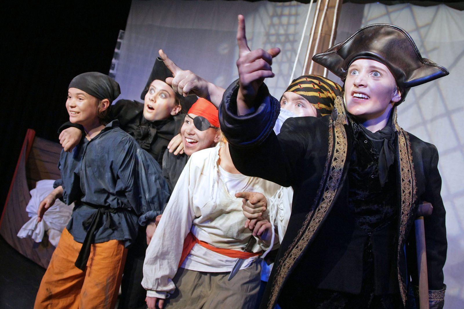 Theatertück im enovum in Lüneburg Die Schatzinsel