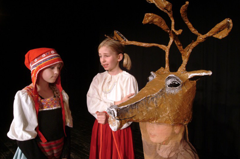 Theatertück Schneekönigin im enovum in Lüneburg