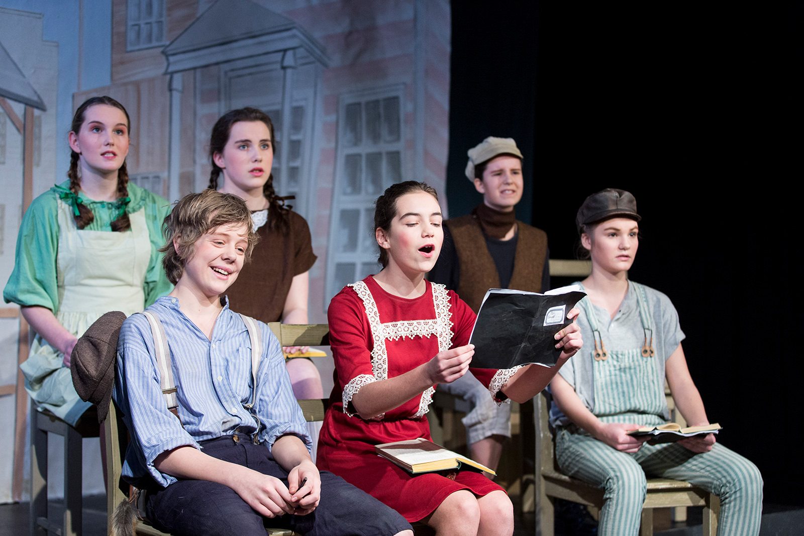 theater im enovum in Lüneburg Stück Tom Sawyer